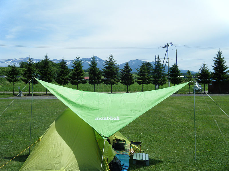 http://lip-hokkaido.com/camp/camping-goods/montbell-mini-tarp.jpg