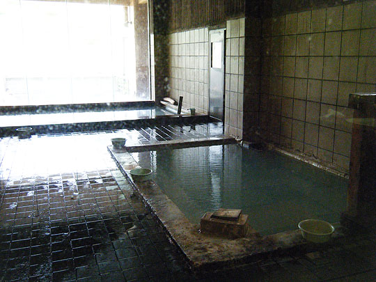 五色温泉の大浴場
