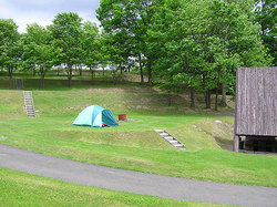 2005-06-18-日の出公園キャンプ場でのテント