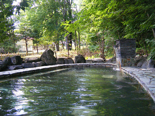 2013-07-13-010_塩別つるつる温泉の露天風呂