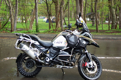 2015-05-10-東大沼でみた韓国人ライダーのバイク