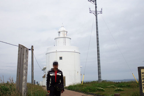 2015-08-09-納沙布岬灯台前で記念撮影