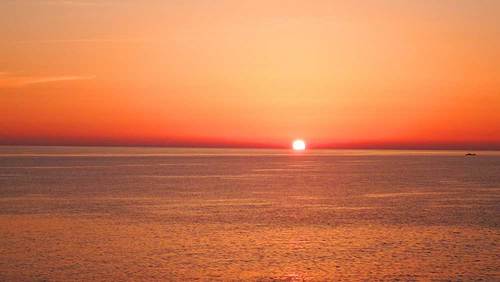 2015-09-23-日の出岬からの日の出　1