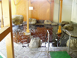 ユンニの湯の露天風呂